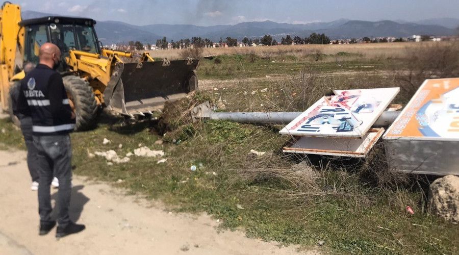Edremit Belediyesi görüntü kirliliğine müdahale ediyor