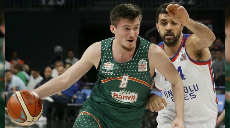 Efes, sezonun ilk transferi yaptı