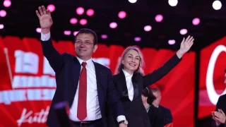 Ekrem mamolu'ndan, eine doum gn mesaj