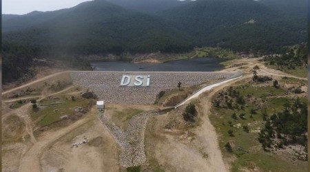 Emet Barajı su tutmaya devam ediyor