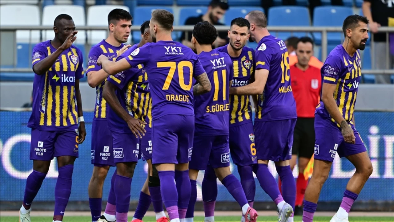 Eyüpspor, Alanyaspor'u mağlup etti