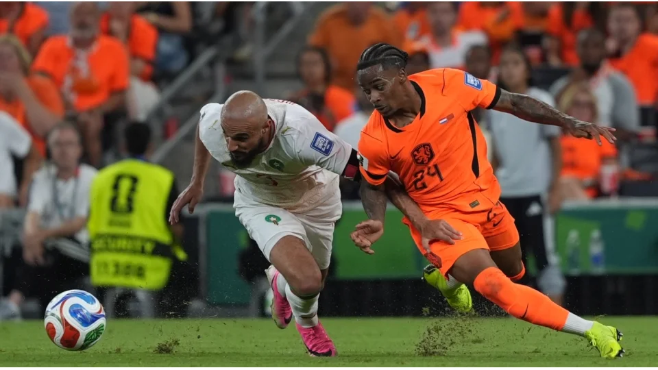  Fas, Hollanda'y� devirdi