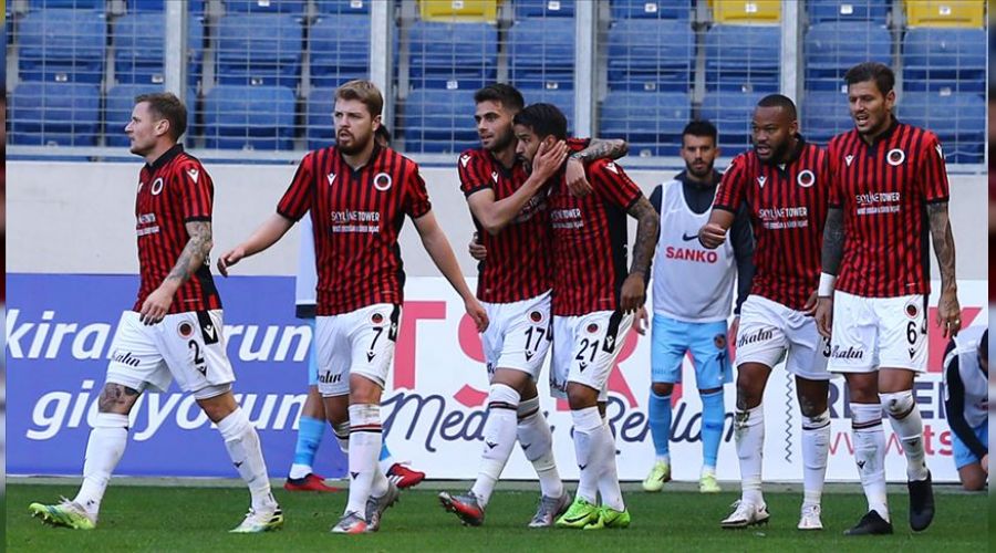 Gen�ler Hatayspor ile kar��la�acak