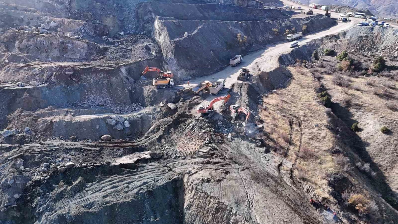 Gk altnda kalan irket mdrn kurtarma almalarna ara verildi