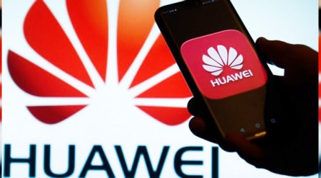 Google, Huawei'yle ipleri kopardı