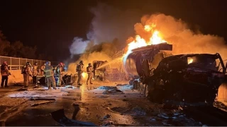 Güney Kore'de 13 araçlık zincirleme kaza: 2 ölü, 4 yaralı