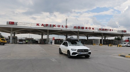 Gurbetçilerin korona resti!