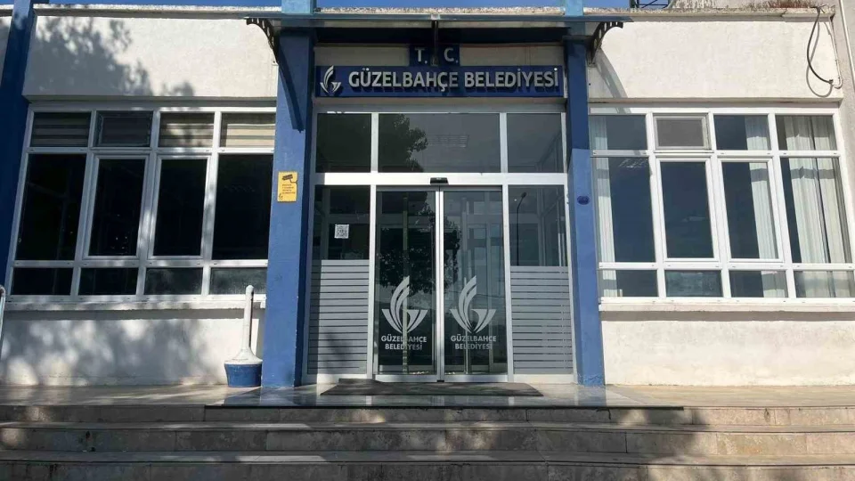 G�zelbah�e Belediyesi operasyonunda g�zalt�na al�nanlar serbest