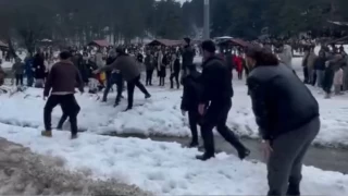 Hamsi festivalinde yumruklar havada uutu