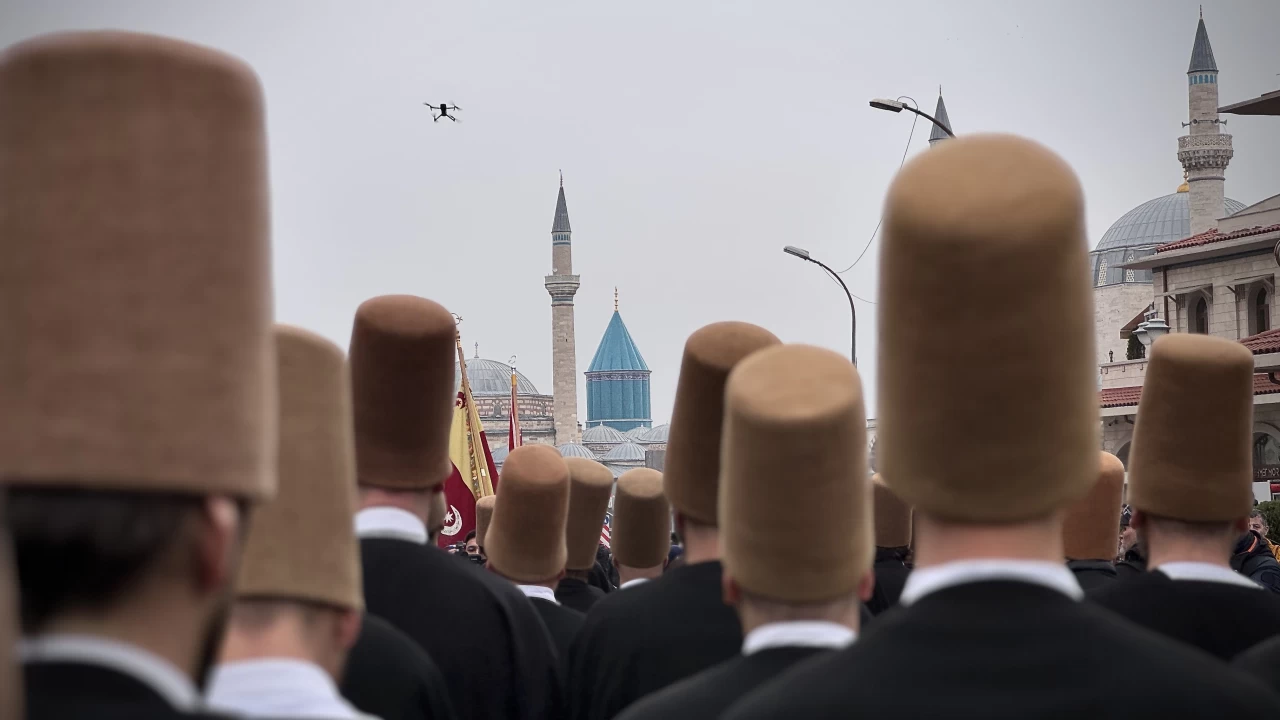 Hazreti Mevlana'n�n 751. Vuslat Y�l D�n�m� Uluslararas� Anma T�renleri ba�lad�