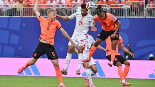 Hollanda, 7 puanla F Grubu'nu lider tamamlad�