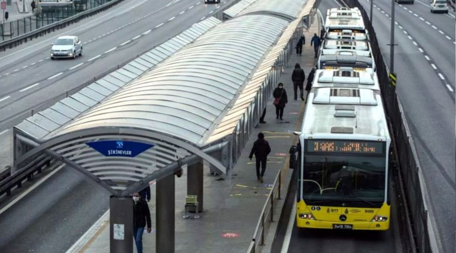 İBB, 100 metrobüs alımı ihalesi yaptı