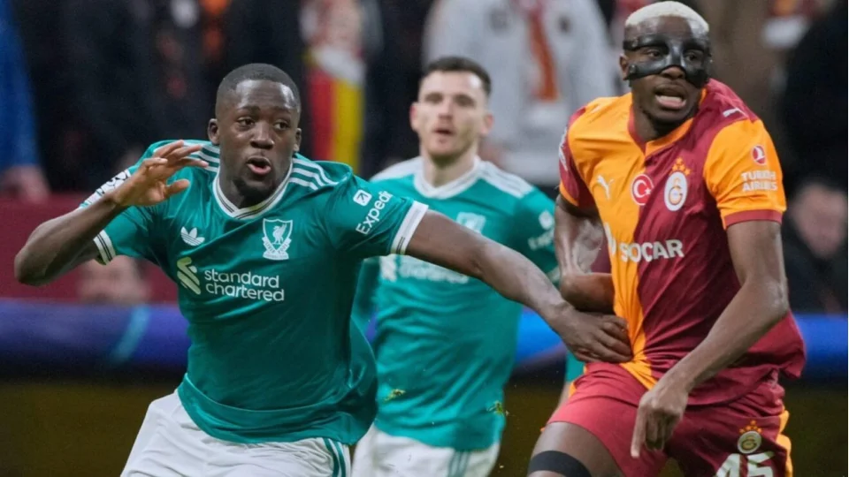 Ibrahima Konate Galatasaray'a ye�il ���k yakt�