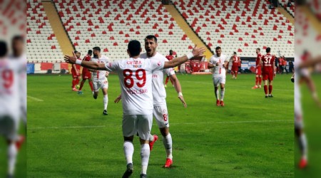İkinci yarıda Akdeniz fırtınası estirdi