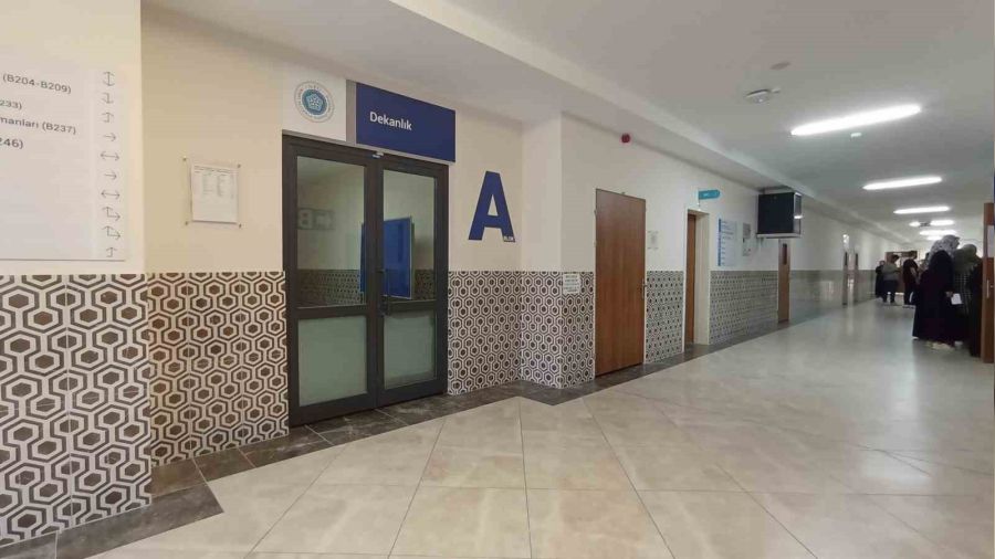 İlahiyat fakültesinde profesör vurdular
