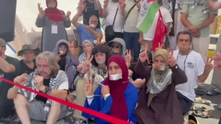 Irak s�n�r kap�s�n� a�mad�