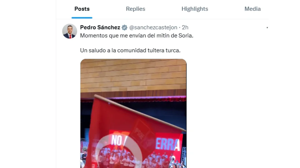  �spanya Ba�bakan� Sanchez'den T�rk bayrakl� payla��m