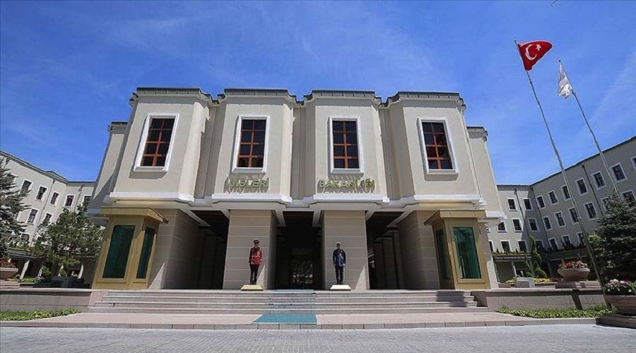 Isparta Valilii'ne yeni grevlendirme