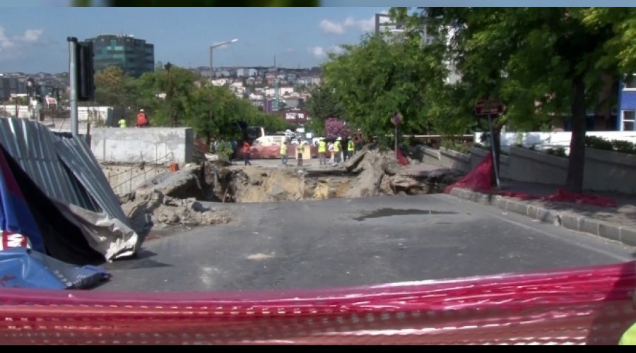 �stanbul'da yol ��kt�