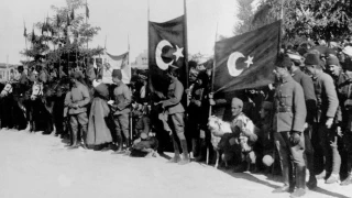 İzmir Yunan'dan temizlendi