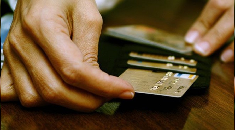 Kanadal�lar en fazla kredi kart�na sahip