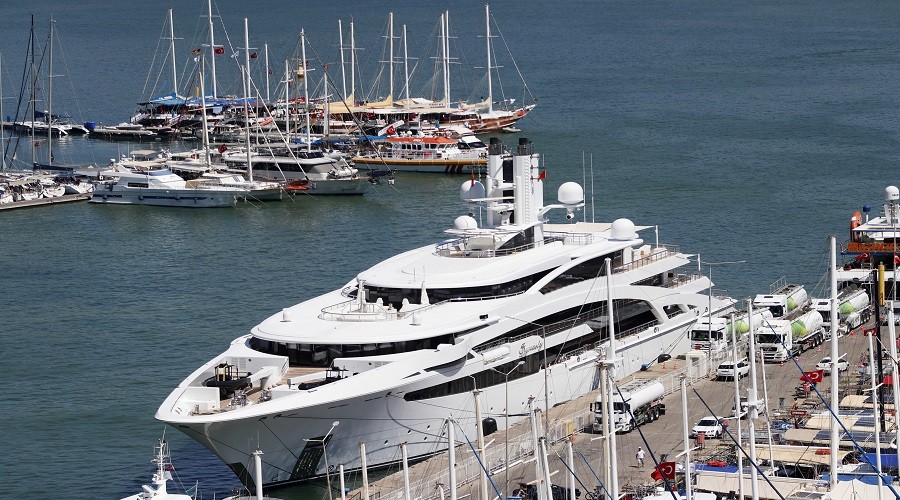 Kazak Milyarderin 200 milyon dolarl�k mega yat�