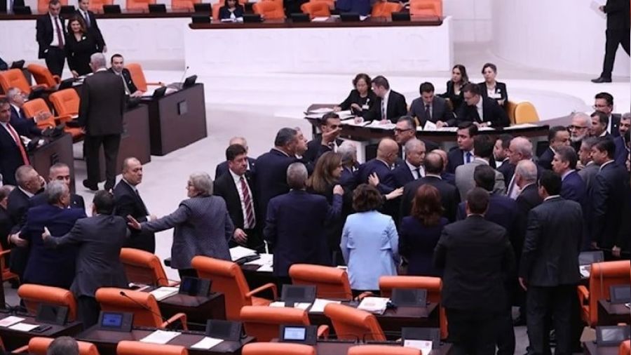 Kılıçdaroğlu mesajı TBMM'de tartışma çıkardı