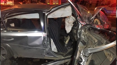 Kontrolden çıkan otomobil karşı şeride geçti