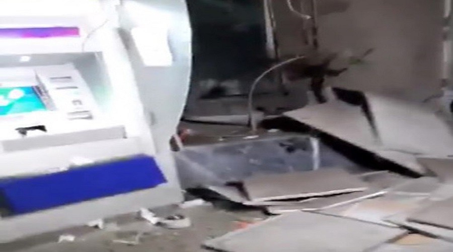 Lübnan’da bankaya saldırdılar