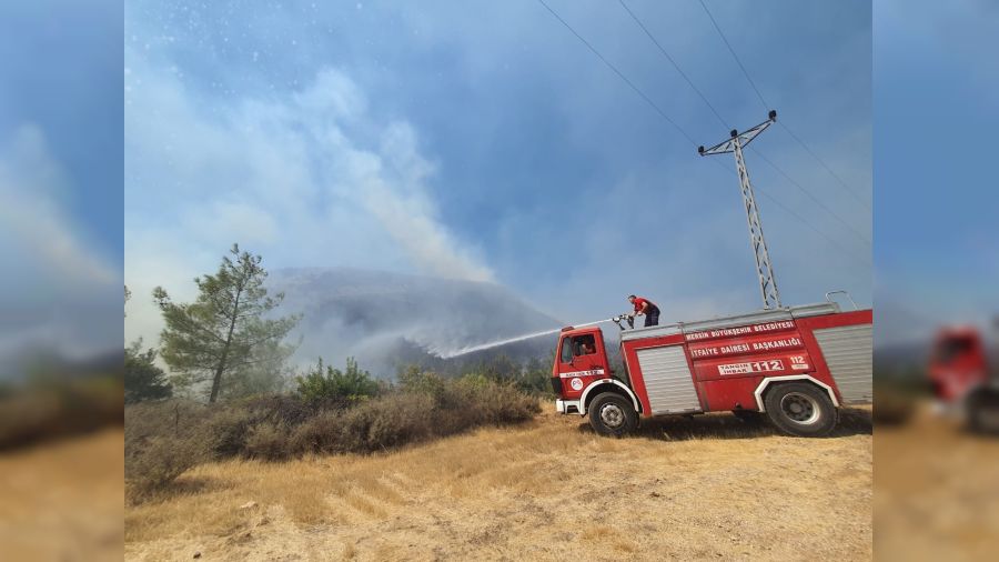 Mersin Büyükşehir Belediyesinden Gülnar'daki orman yangınına destek