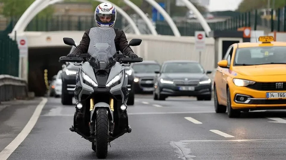 Motosiklet kazalarından korunma ve güvenli sürüş sanatı