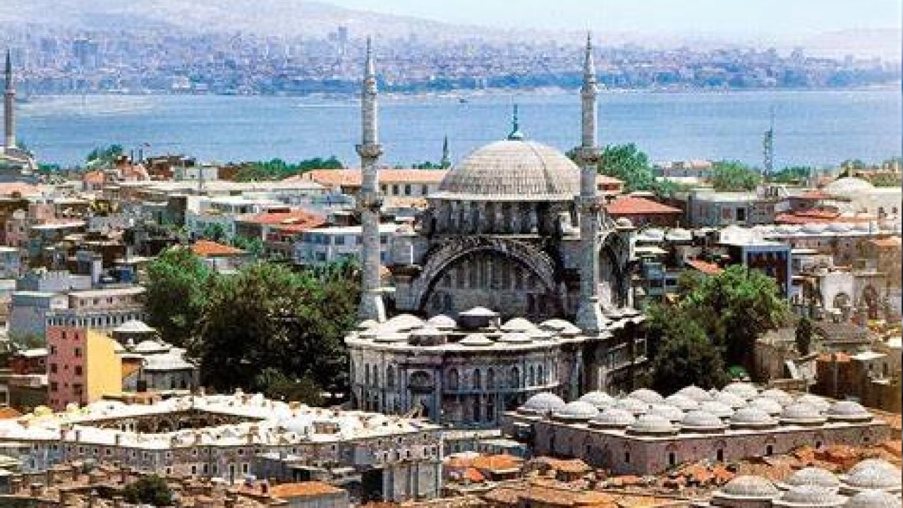 Nuruosmaniye Camii