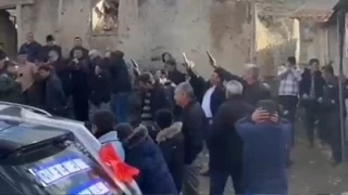 O muhtar gzaltna alnd