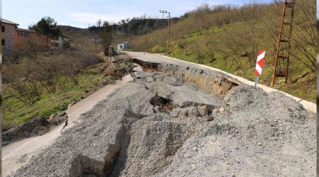 Ordu'da 256 yol anda heyelan meydana geldi