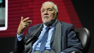 Prof. Dr. �lber Ortayl� hayat�n� kaybetti