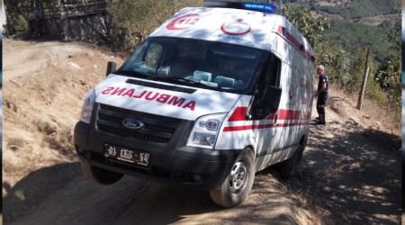 Sağlıkçılar yaşadıklarına rağmen görevlerini bırakmadılar