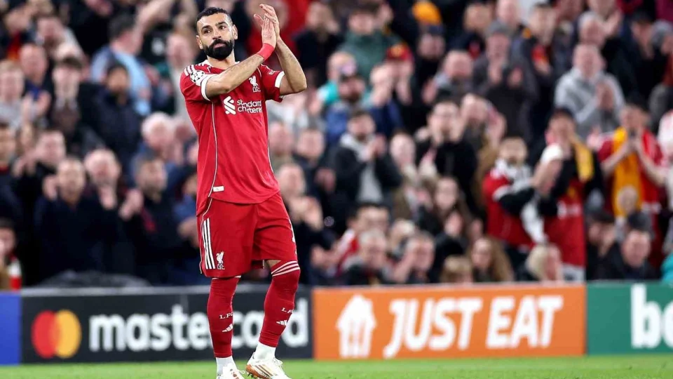 Salah, Liverpool'dan ayr�l�yor