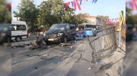 Takla atan araç karşı şeritteki araca çarptı