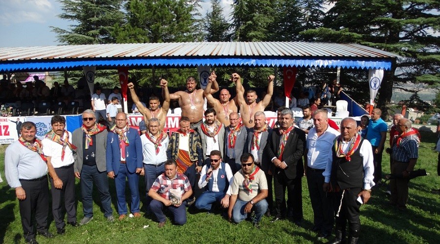 Tarihi Domani� G�re�leri'nin Ba�pehlivan� Recep Kara