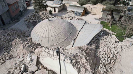 Top mermisi yıkamadı, depremde yıkıldı