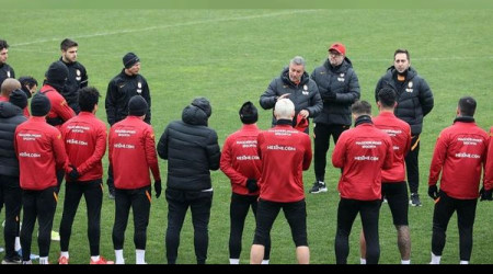 Torrent 7 futbolcuyu kadroya almadı