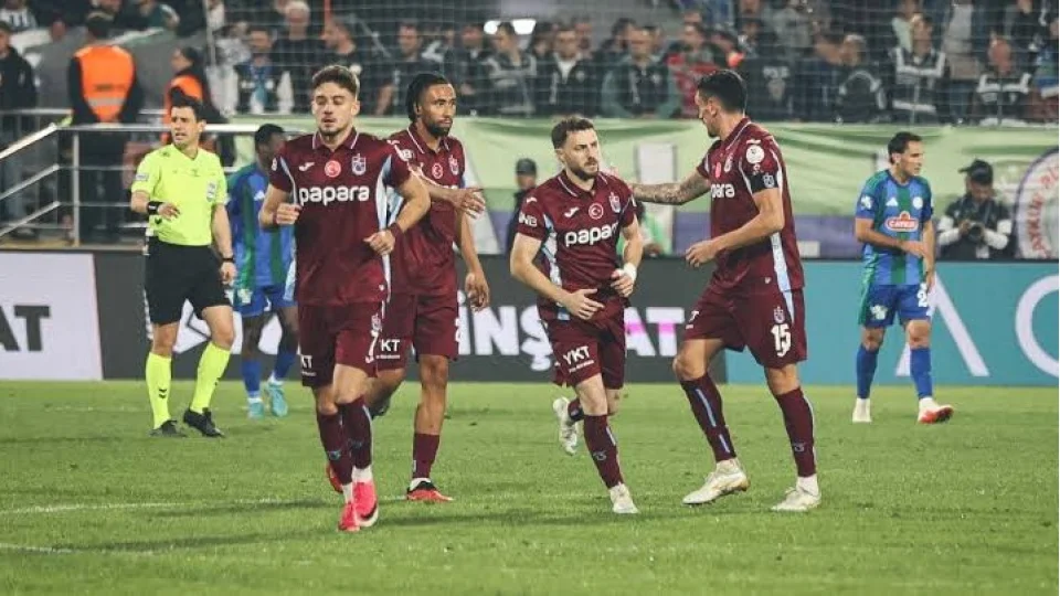 Trabzonspor'un muhte�em geri d�n���n�n form�l�