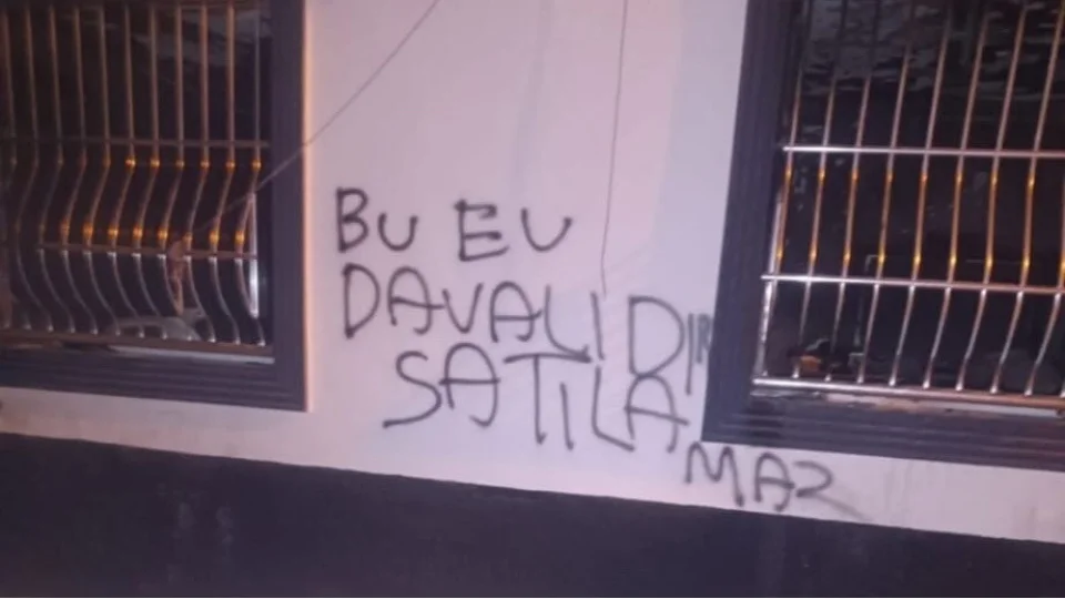 Trafikte başlayan tartışmayla şehit ailesine musallat oldular