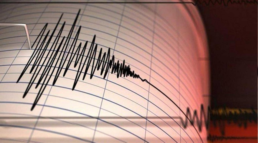 Türkiye’de deprem alarm veriyor