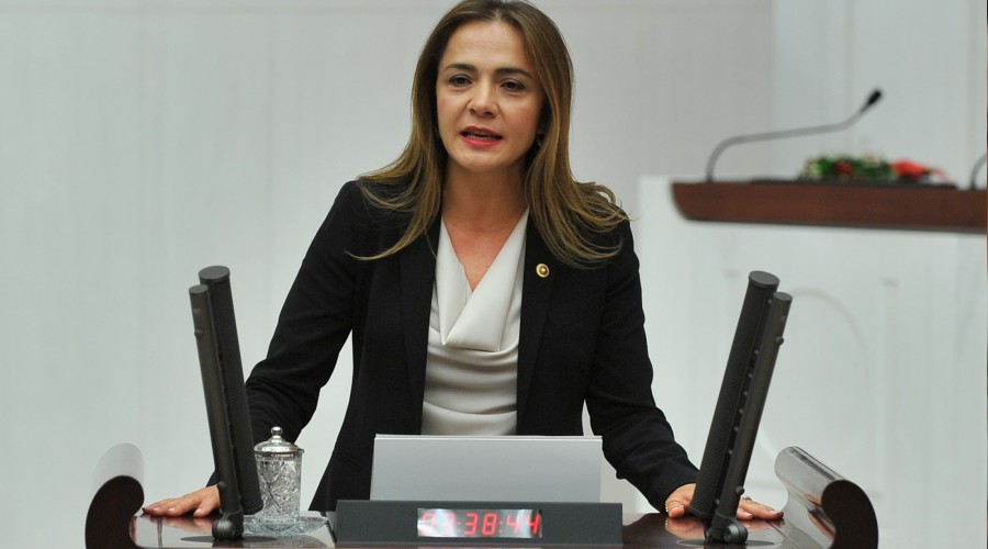 Türkiye'de her iki kadından biri şiddet görüyor