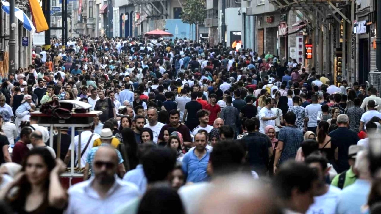 T�rkiye'nin kad�n istatistikleri a��kland� 