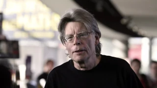 Ünlü yazar Stephen King, "O şerefsiz Trump'ı görevden alın" diye ser bir açıklama yaptı