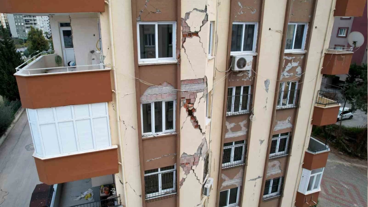 Depremzede vatandaşlar hem sahipsiz hem de çaresiz