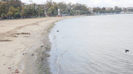 Yalova'da deniz 25 metre çekildi