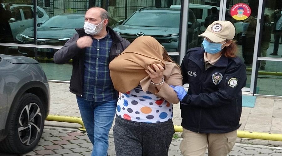 Yaşlı kadını dolandırmaya kalktılar